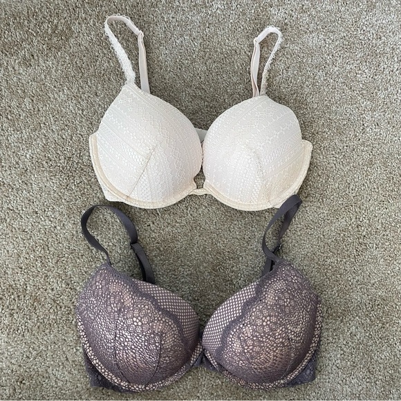 Victoria's Secret | Set of Two Push Up Bras Size 32DD - Picture 1 of 7